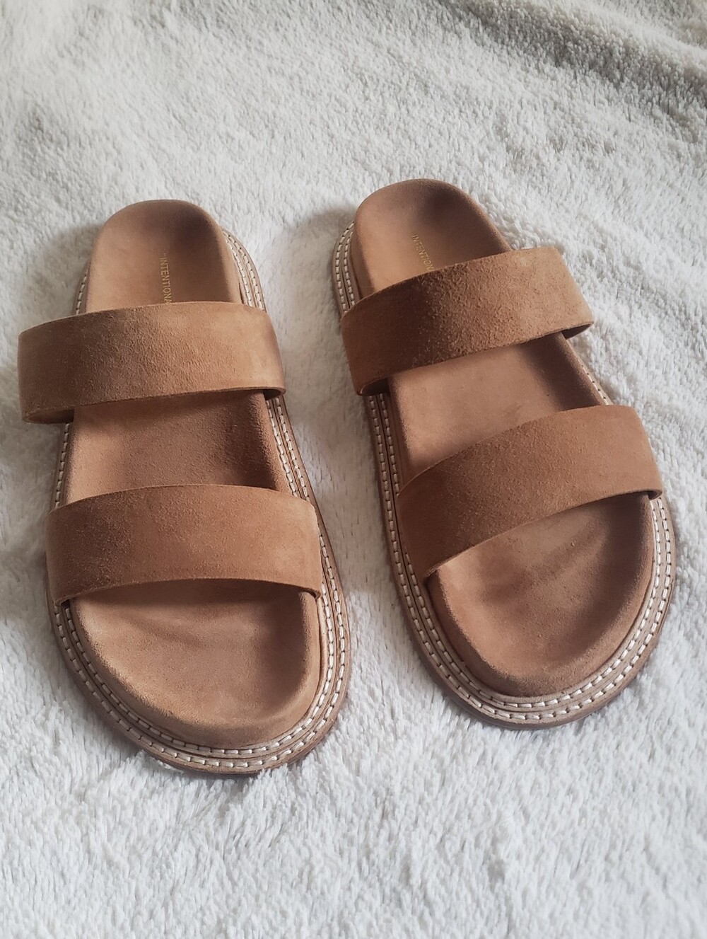 NWOT Suede Sandals in Taupe